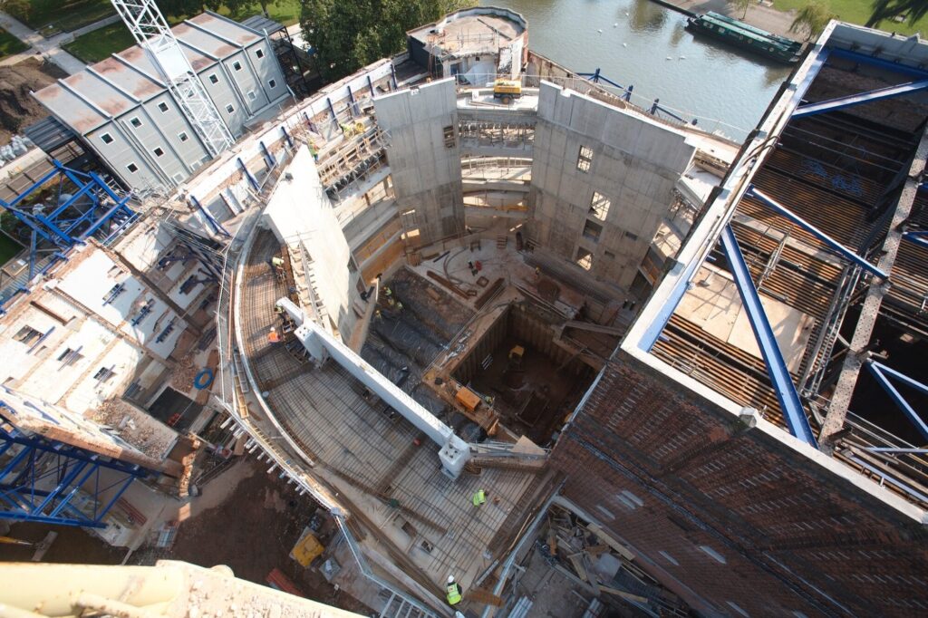 Aerial view of the theatre under construction.
