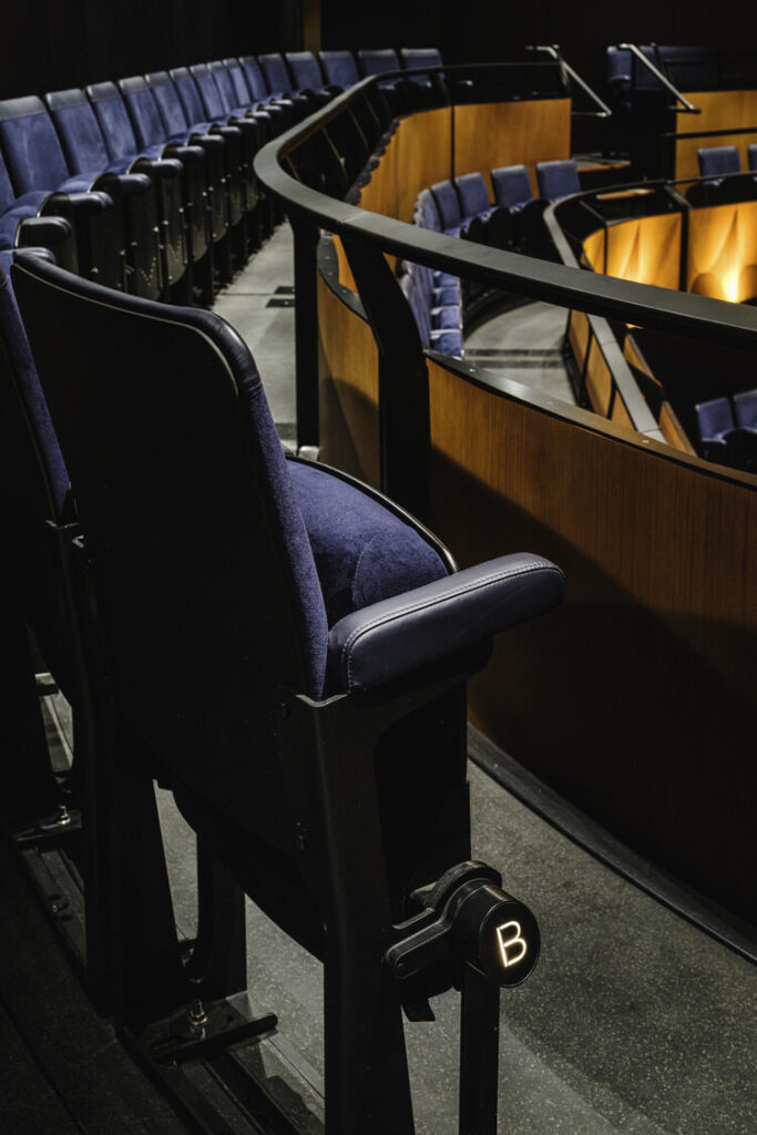 Close up of multi-level seating @Sohoplace. Image by Haworth Tompkins