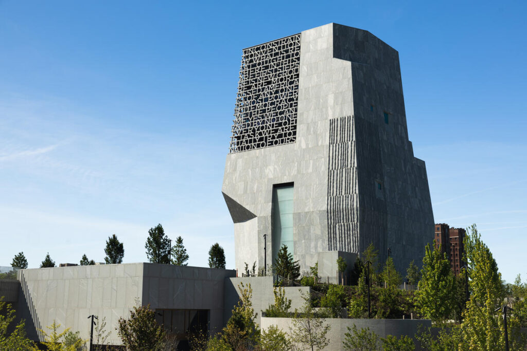 Exterior of the Obama Presidential Center.